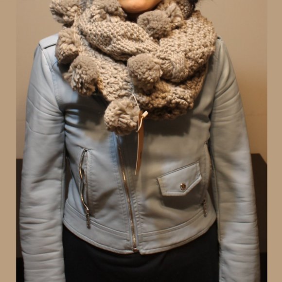 New Women Cable Knit Scarf, Gray - Picture 6 of 6